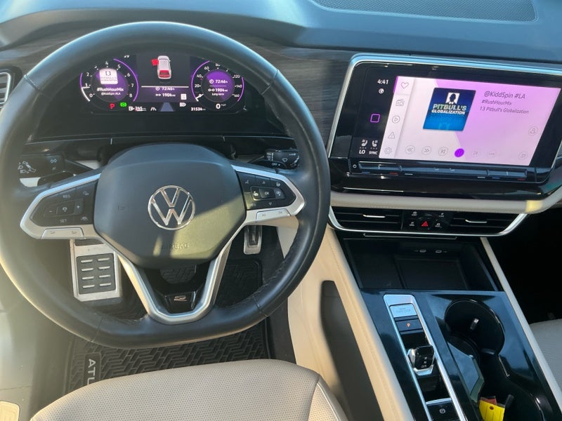 2024 Volkswagen Atlas 2.0T SEL Premium R-Line
