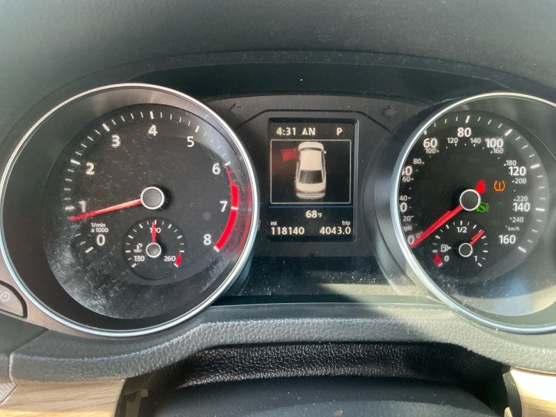 2017 Volkswagen Passat 1.8T SE w/Technology