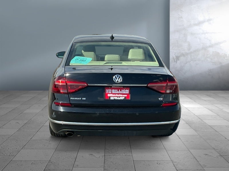 2017 Volkswagen Passat 1.8T SE w/Technology