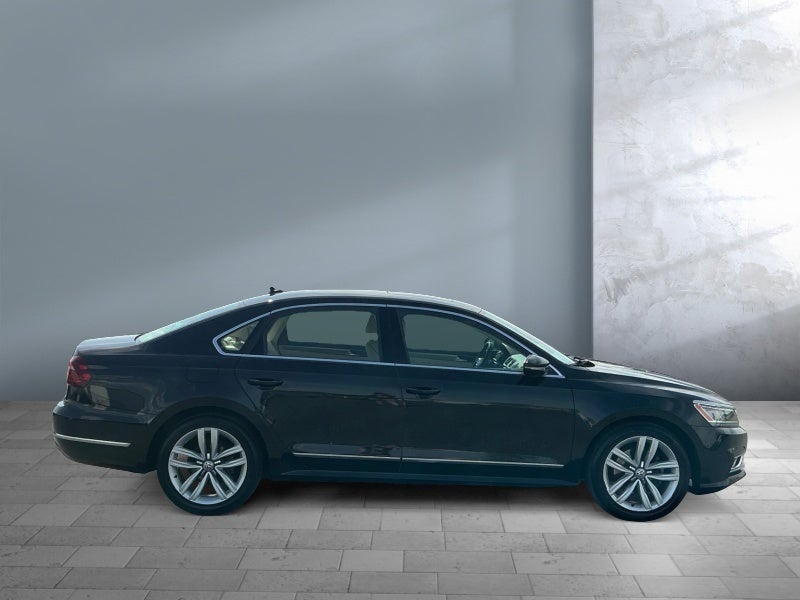 2017 Volkswagen Passat 1.8T SE w/Technology