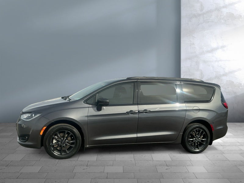 2020 Chrysler Pacifica Launch Edition