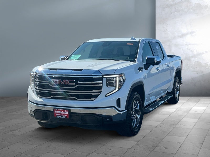 2025 GMC Sierra 4WD Crew Cab Short Box SLT's photo