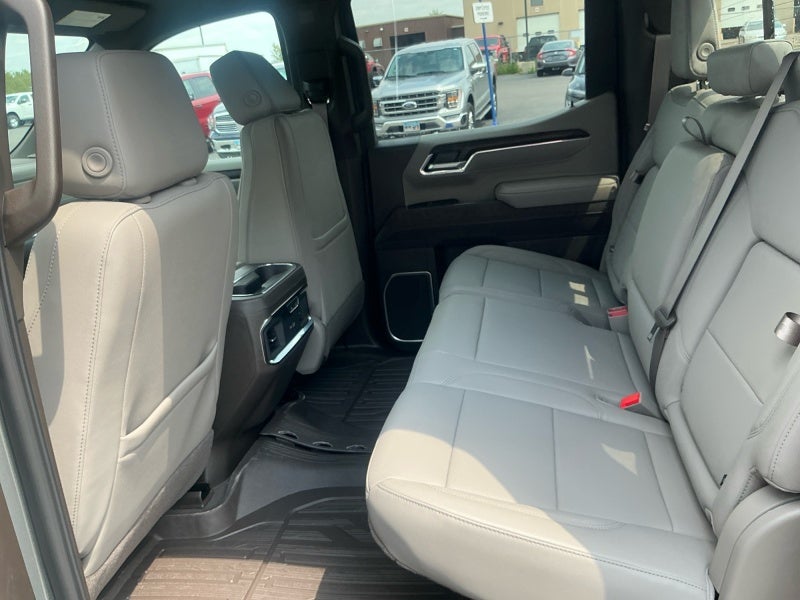2026 GMC Sierra 1500 SLT - Photo 17