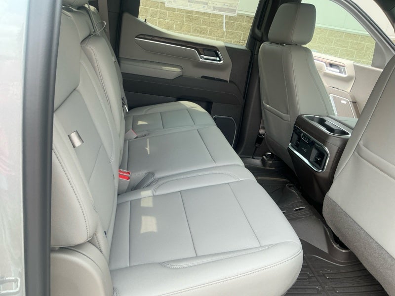 2026 GMC Sierra 1500 SLT - Photo 19