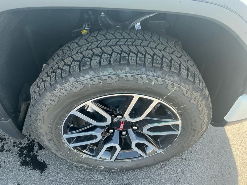 2026 GMC Sierra 1500 AT4 - Photo 22