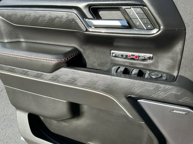 2023 GMC Sierra 1500 AT4X