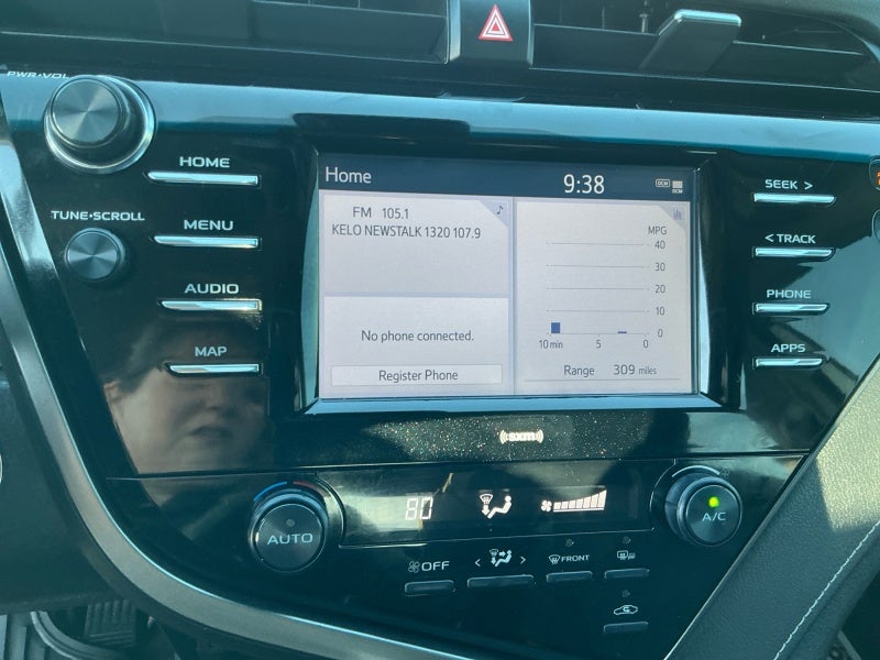 2020 Toyota Camry SE