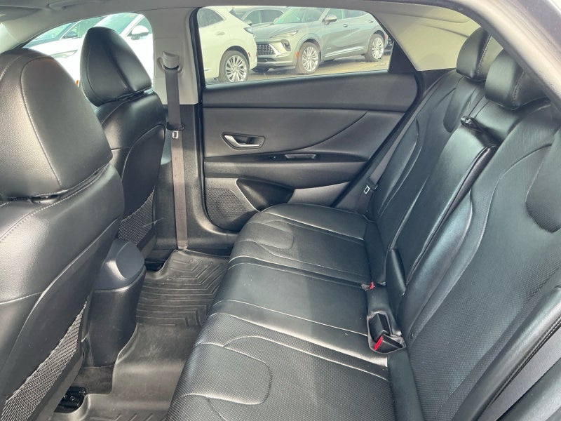 2022 Hyundai Elantra Limited