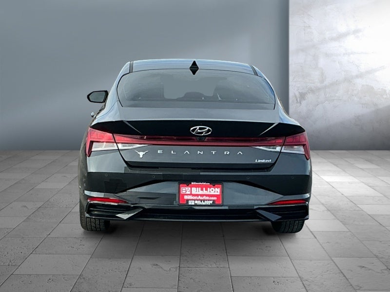 2022 Hyundai Elantra Limited