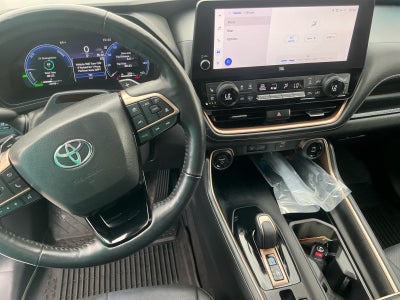2024 Toyota Grand Highlander Hybrid MAX Limited