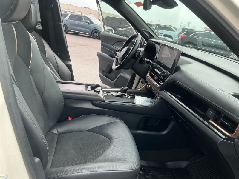 2024 Toyota Grand Highlander Hybrid MAX Limited