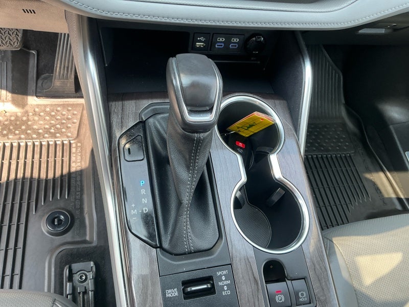 2022 Toyota Highlander Limited