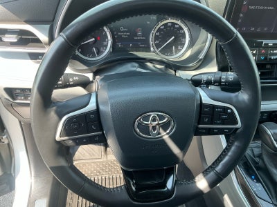 2022 Toyota Highlander Limited