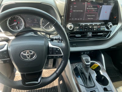 2022 Toyota Highlander Limited