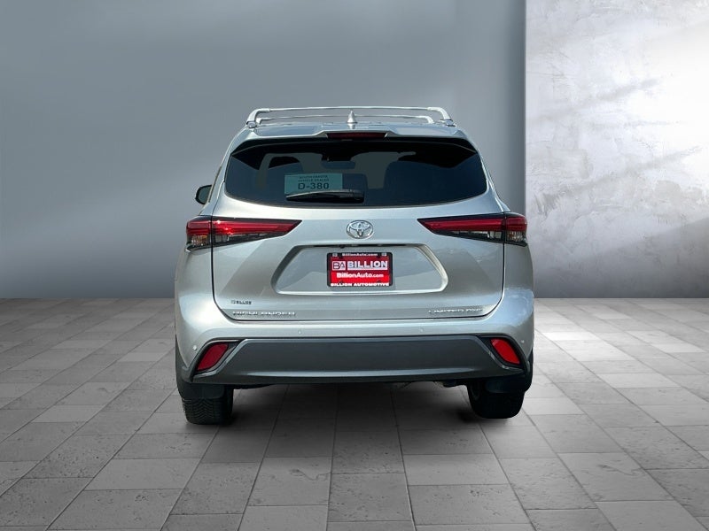 2022 Toyota Highlander Limited