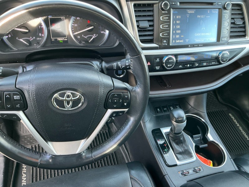 2017 Toyota Highlander Limited