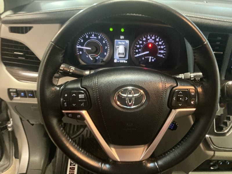 2015 Toyota Sienna XLE