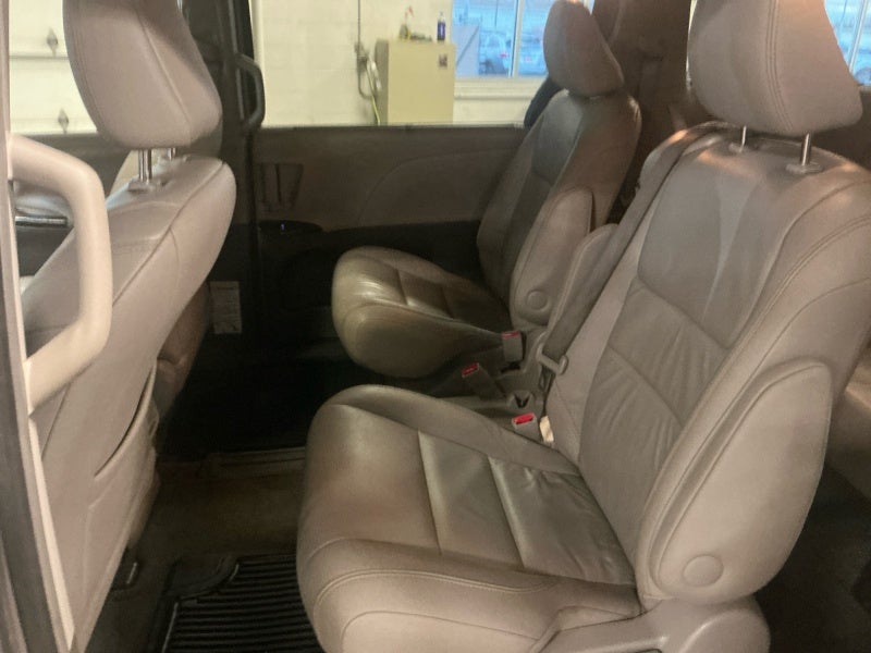 2015 Toyota Sienna XLE