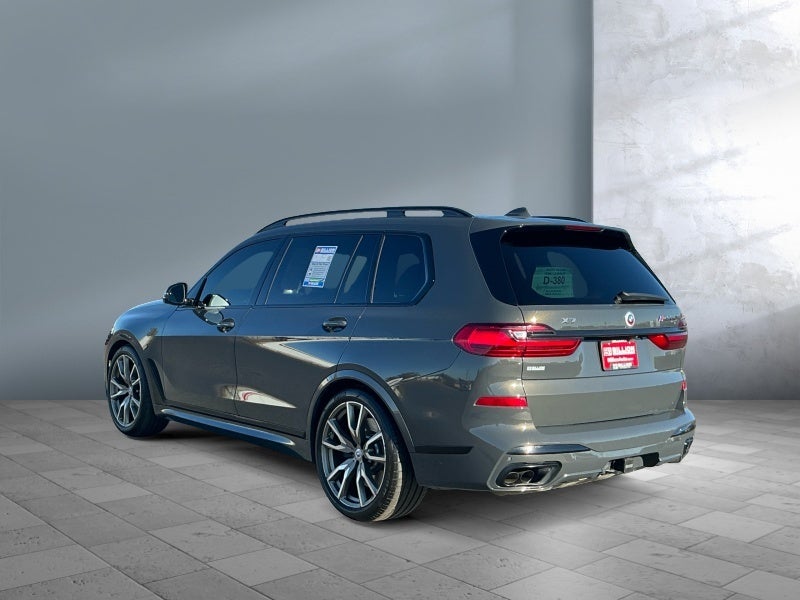2022 BMW X7 M50i