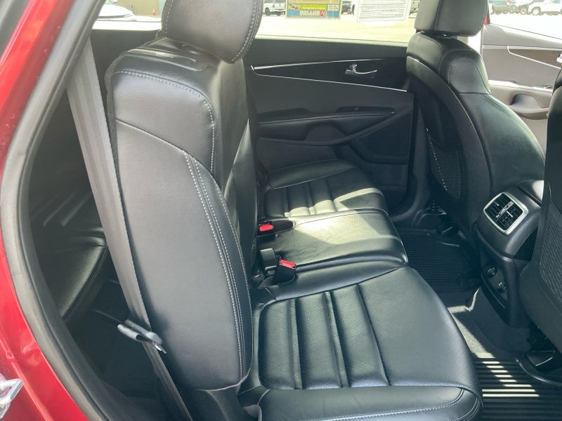 2019 Kia Sorento EX V6