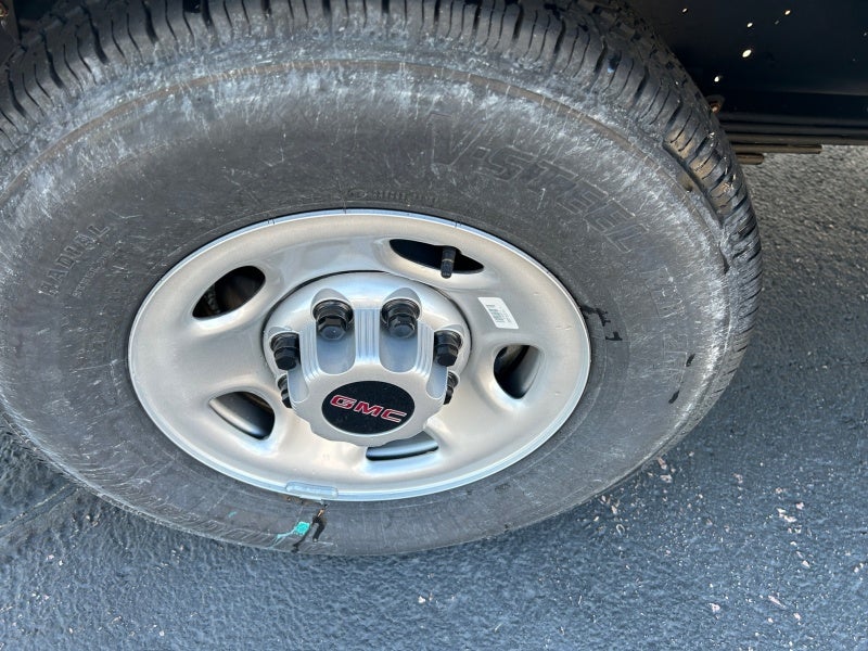 2025 GMC Savana Cutaway 3500 1WT