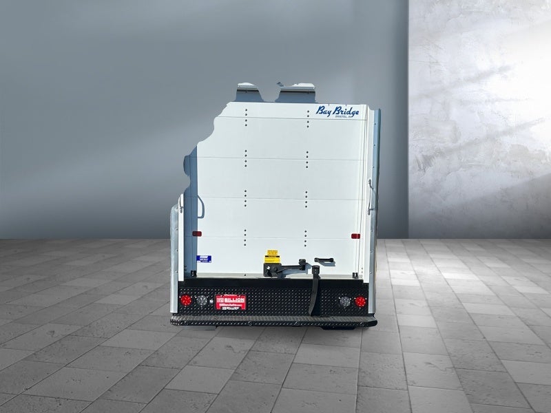 2025 GMC Savana Cutaway 3500 1WT