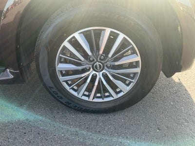 2022 Nissan Armada SL