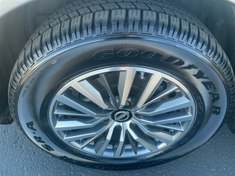 2021 Nissan Armada SL