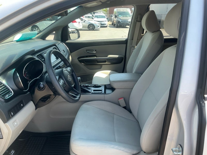 2020 Kia Sedona LX